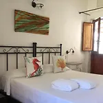 Roda Hotel *