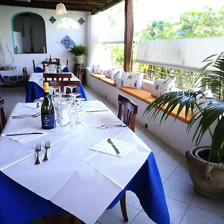 Roda' Hotel